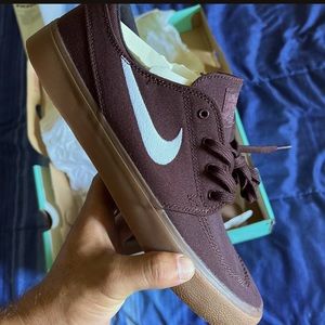 Nike SB - ZOOM JANOSKI CNVAS